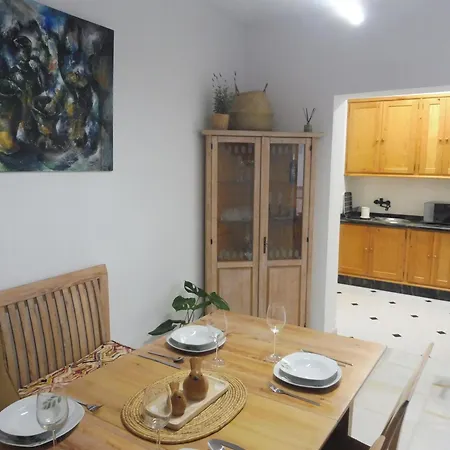 Zahara Al-qasr Holiday home *